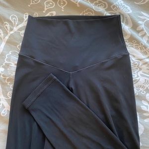 aerie offline real me high waisted cropped legging